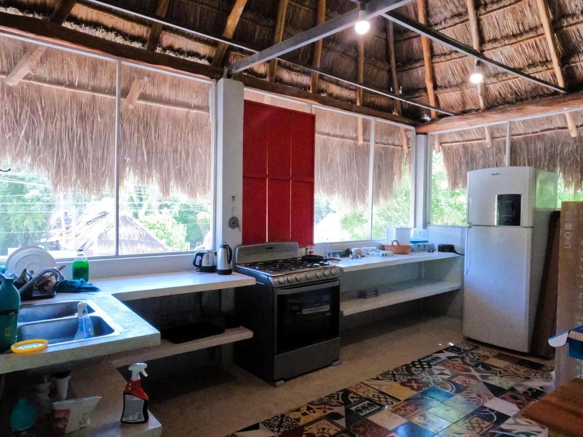 Maui Hostels Тулум Екстериор снимка