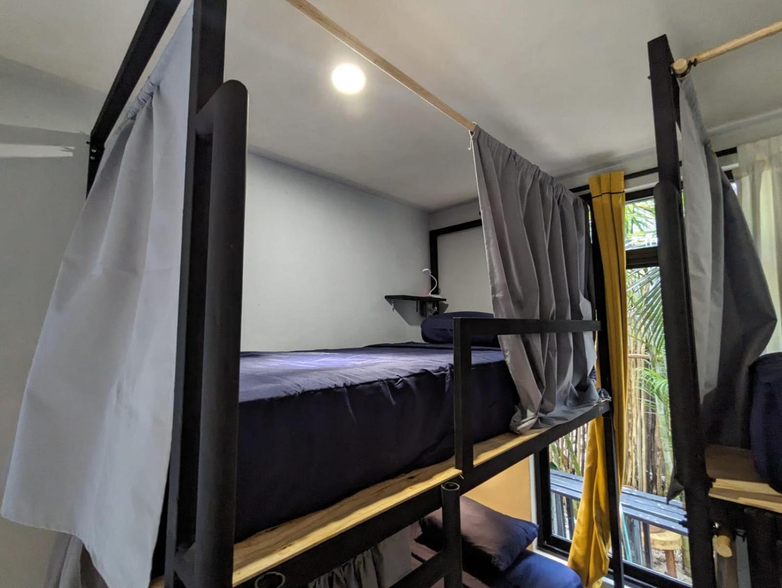 Maui Hostels Тулум Екстериор снимка